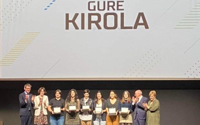 El equipo femenino CD Hazten, premiado en la gala Gure Kirolak Sariak